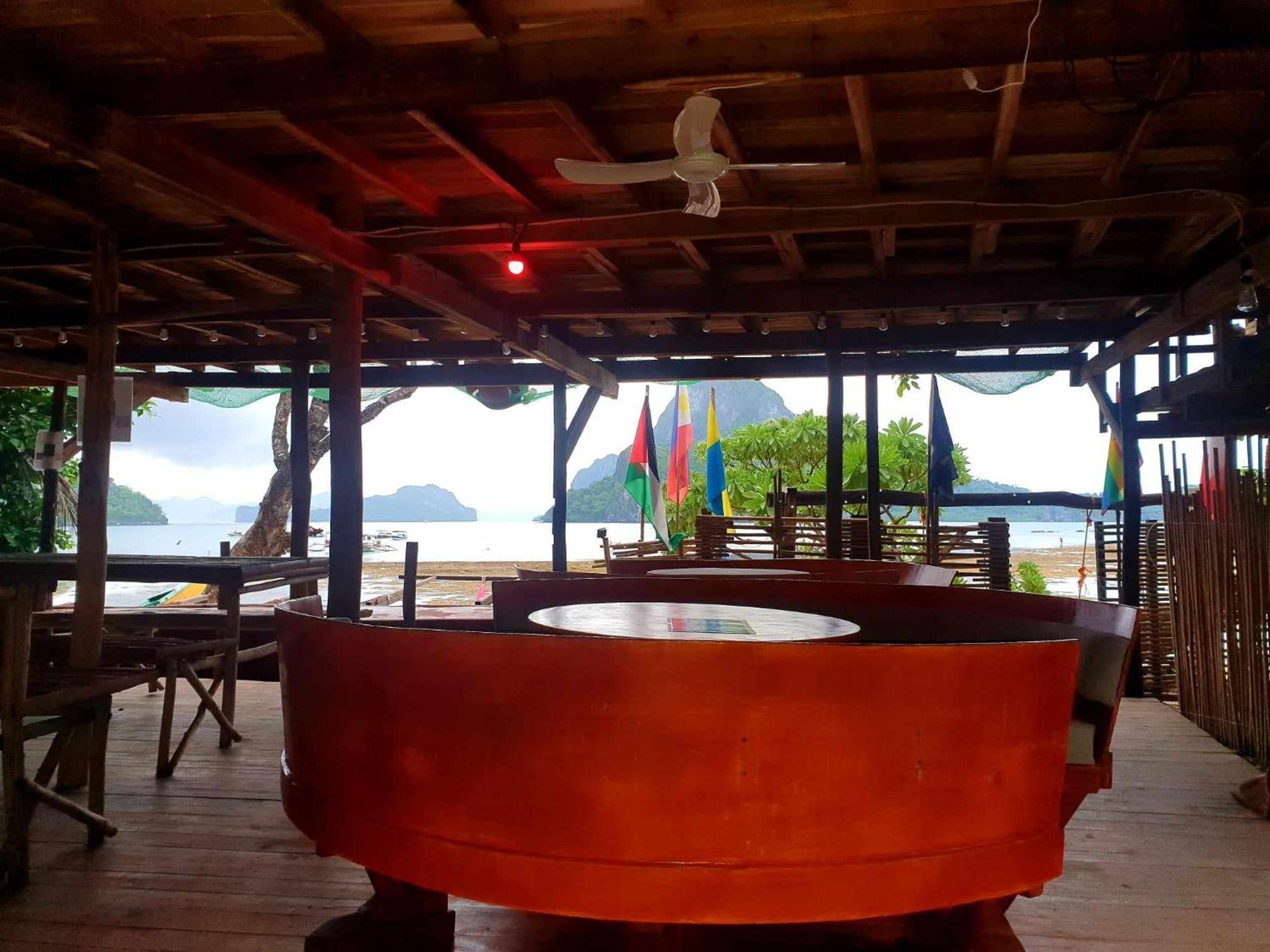Oia Beach Hostel - El Nido Exterior photo